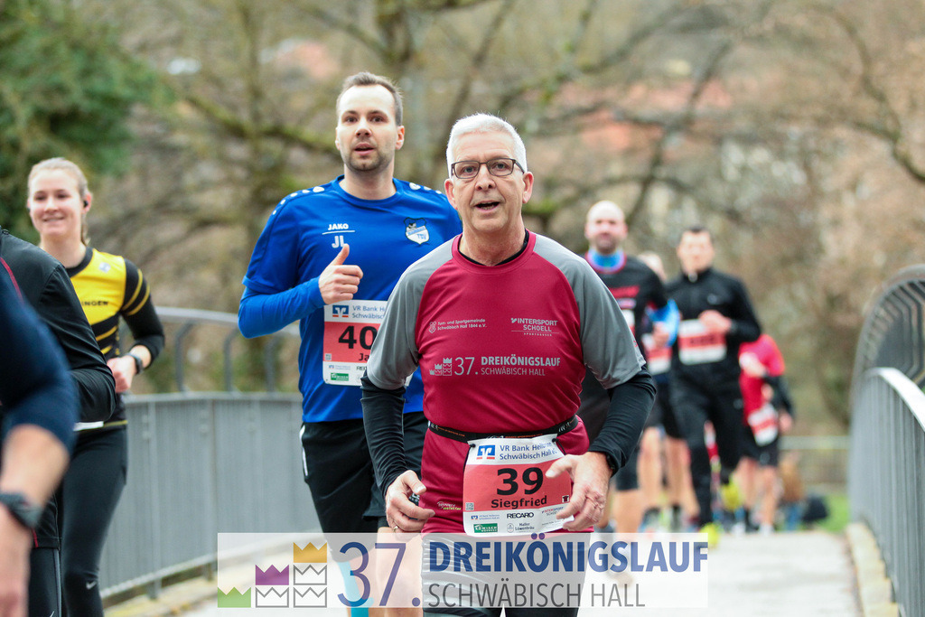 VR Bank Hauptlauf 10000m | 3 Koenigslauf 2023 - Realisiert mit Pictrs.com
