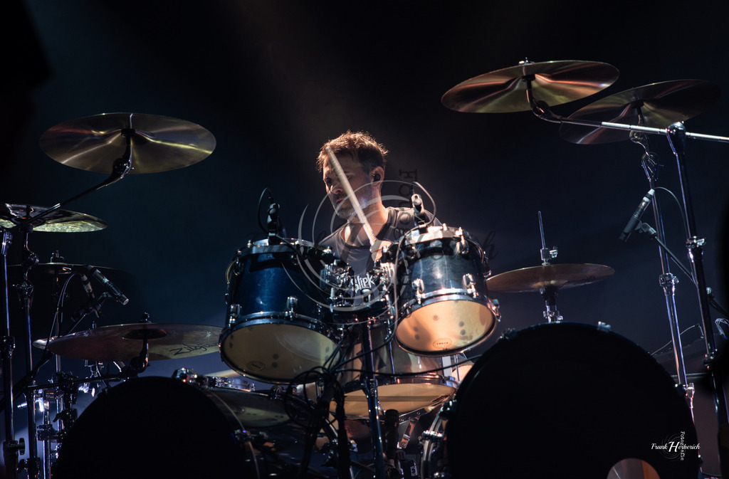 Justice Geiselwind 31.10.2025 | Frank Herberich Fotografie, Frank Herberich, Fotografie, Hochzeit, Portrait, St. Peter Ording, Ording, Westerhever, Nordsee, Frank Fotografie, Hardheim,  Odenwald,Walldürn, Band,Eventfotografie - Realisiert mit Pictrs.com