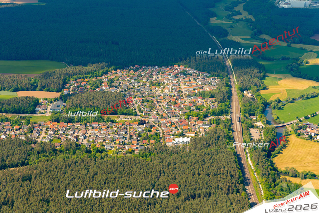 Das Luftbild zeigt :  Büchenbach - Die Luftaufnahme wurde 2024 vom UL-Flugzeug aus erstellt ( keine Drohne ) - Hochauflösende Luftaufnahme - Für grossformatige Ausdrucke geeignet. Die Geschenkidee !Mit Lizenz und Bildrechte bestellbar