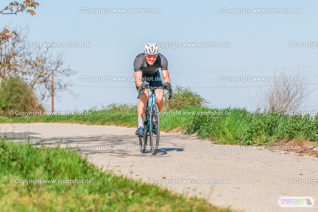 483_AR7_4228 | Neusiedlersee Radmarathon 2026@sportshot_your_pictrs #yourpictures#roadtowm2029 #nrm #neusiedlerseeradmarathon #neusiedlersee #neusiedlerseetourismus #burgenland #mörbisch #nrm26 #burgenlandtourismus #voglundco #poweredbyburgenlandtourismus #radsport #rad #marathon #ucigranfondo #visitburgenland #ucigranfondoworldseries