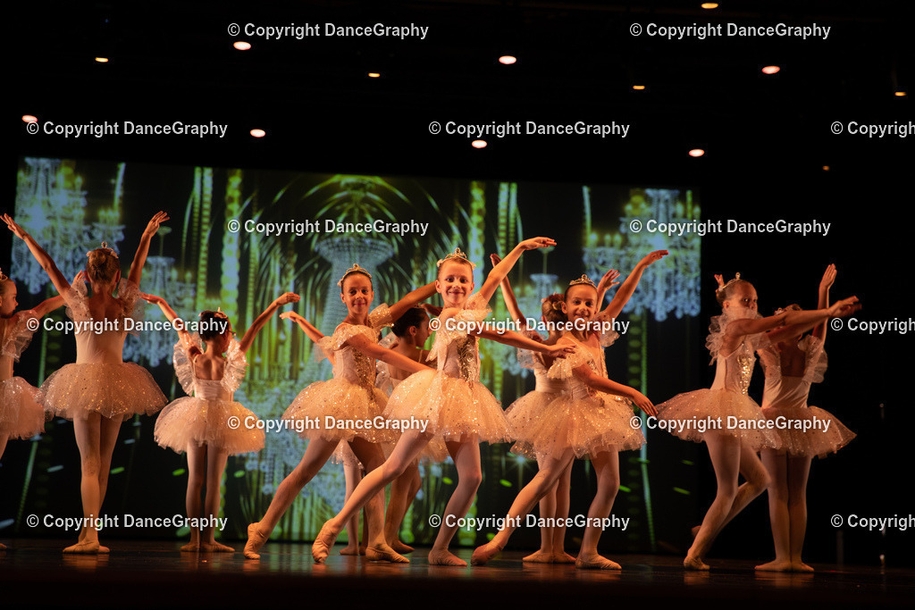 GPHY5378 | DanceGraphy - Realisiert mit Pictrs.com