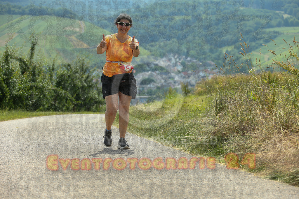 250614_1319_EX1_8690 | Sportfotografie im Rhein-Sieg Kreis, Köln, Bonn, NRW, Rheinland Pfalz, Hessen, etc. Unser Tätigkeitsfeld umfasst den Laufsport vom Volkslauf über den Marathon, Duathlon, Triathon bis zum Ultralauf wie Kölnpfad Ultra oder Schindertrail.