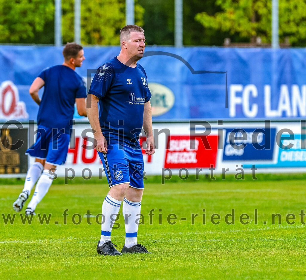 2023-07-25_007_FC_Langengeisling_III_gegen_SV_Riedmoos_III | Erding, Deutschland, 25.07.2023:
Fußball, C-Klasse 2023 / 2024, Testspiel, FC Langengeisling III gegen SV Riedmoos e.V. 1959 III, Endergebnis: 3:5

Foto: Christian Riedel / fotografie-riedel.net