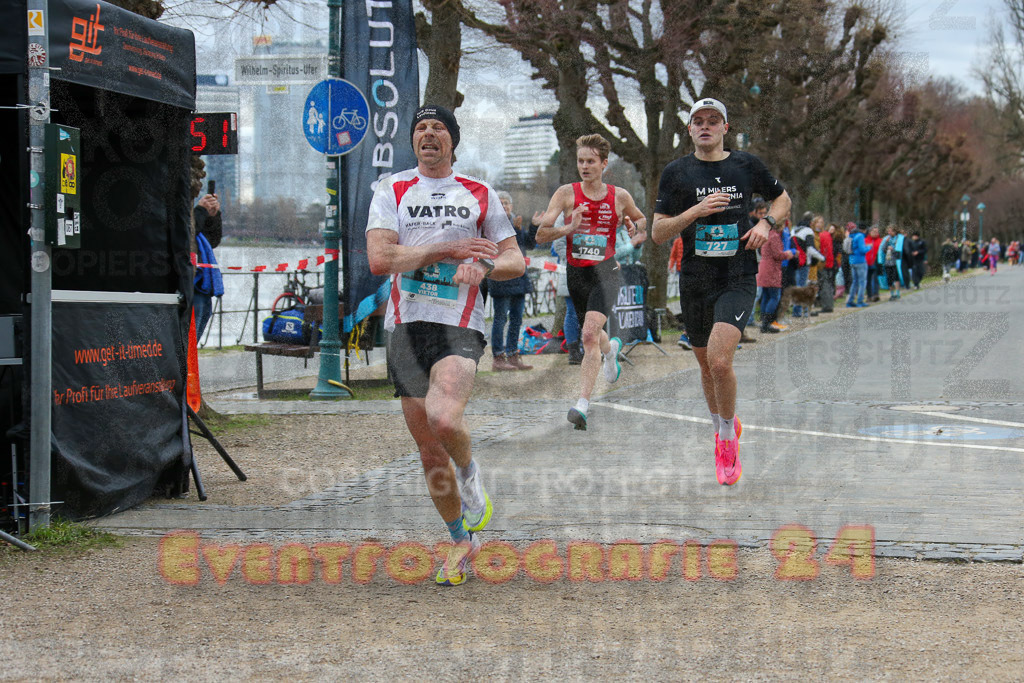 231231_1146_EX1_3997 | Sportfotografie im Rhein-Sieg Kreis, Köln, Bonn, NRW, Rheinland Pfalz, Hessen, etc. Unser Tätigkeitsfeld umfasst den Laufsport vom Volkslauf über den Marathon, Duathlon, Triathon bis zum Ultralauf wie Kölnpfad Ultra oder Schindertrail.