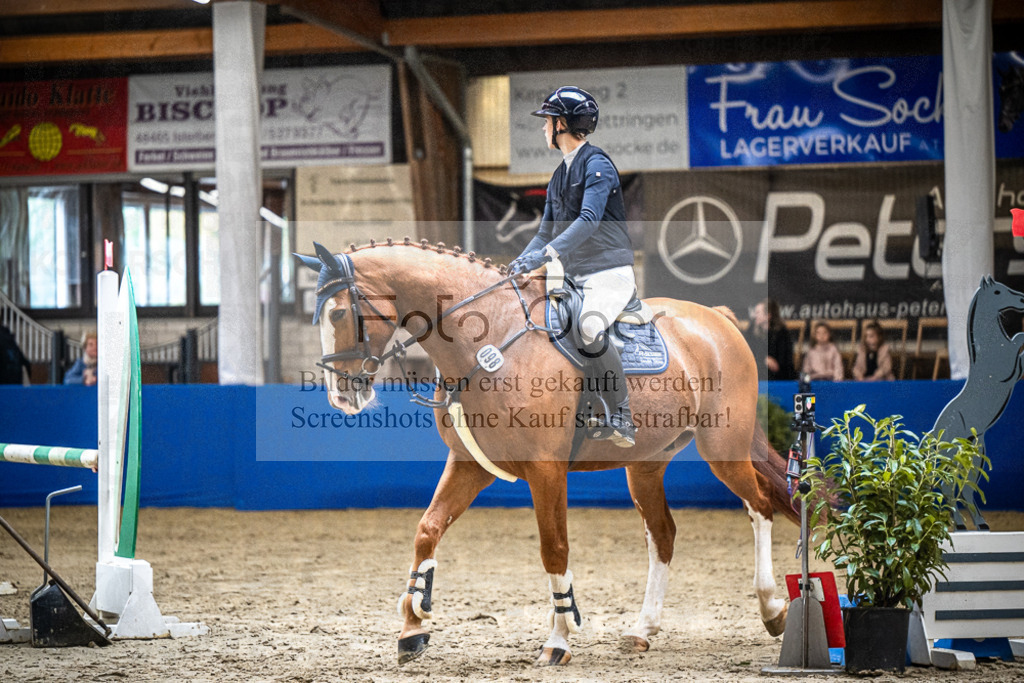 DOS_1246 | Entdecke hochwertige Reitturnierfotos von Foto Oger. Professionell, emotional und authentisch – jetzt Lieblingsmomente im Shop bestellen.Deutschlandweite Turnierfotografie. - Realisiert mit Pictrs.com