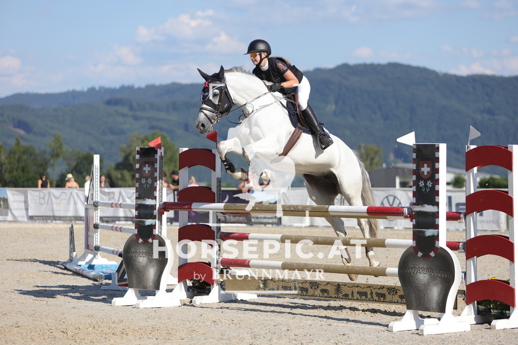 0P6A7639 | Willkommen bei Brunnmayr - Design & Fotografie – Ihrem Spezialisten für Reitturniere und Pferdeveranstaltungen in Oberösterreich, Salzburg und Bayern! Seit über 17 Jahren sind wir leidenschaftlich dabei.
