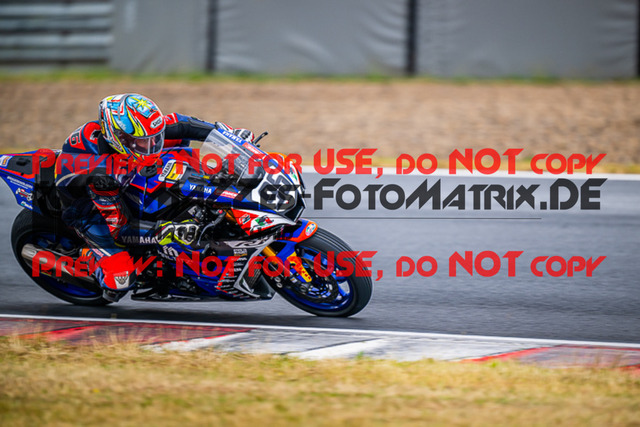 MaZZes_FotoMatrix_220625_7609 | PROSUPERSTOCK