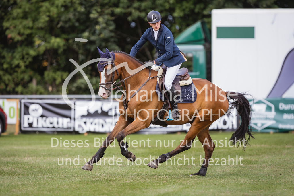 220715_LC_SprPfM-411 | Deine schönsten Turniermomente als professionelle Fotos! Entdecke hochwertige Pferdesport-Fotografie im Online-Shop. Jetzt Fotos finden & bestellen!