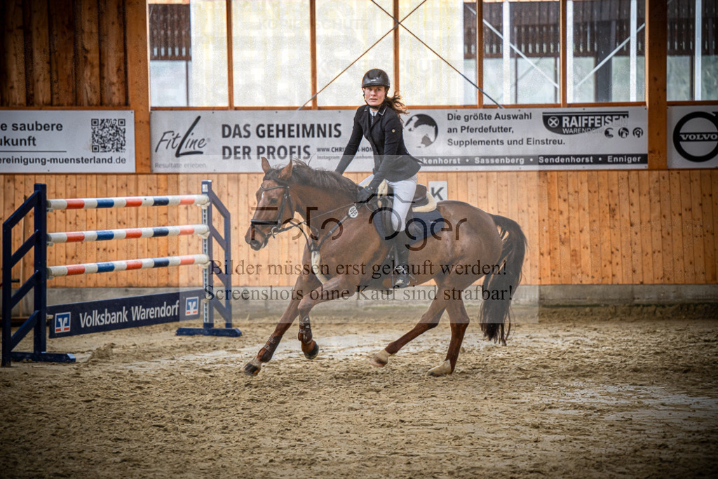 DOS_1889 | Entdecke hochwertige Reitturnierfotos von Foto Oger. Professionell, emotional und authentisch – jetzt Lieblingsmomente im Shop bestellen.Deutschlandweite Turnierfotografie. - Realisiert mit Pictrs.com