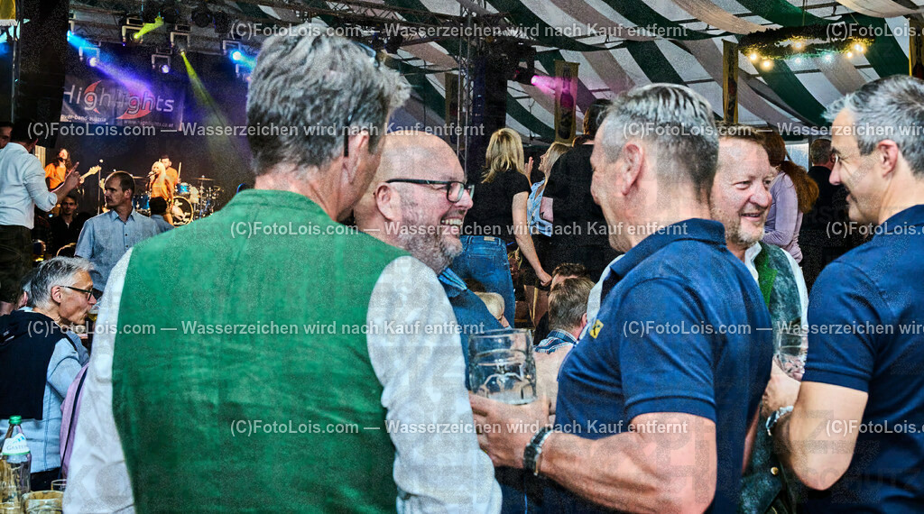 ALP5888_VOLKSFEST_Bieranstich_Ehrengaeste | (C)FotoLois.com, Alois Spandl, BIERANSTICH im Festzelt beim WIESELBURGER VOLKSFEST mit den TSCHECHEN als Vorband und dem Auftritt von Die HIGHLIGHTS, Mi 28. Juni 2023.
