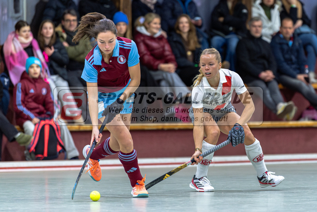 SM_2025-01-10_D5_-132 | 1.Bundesliga Hallenhockey  (W) UHC - DCADA  / 2:8 (0:2)