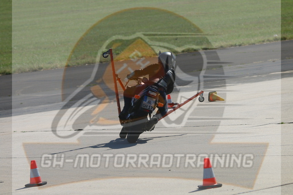 IMG_3729 | gh-motorradtraining-foto.de - Realisiert mit Pictrs.com