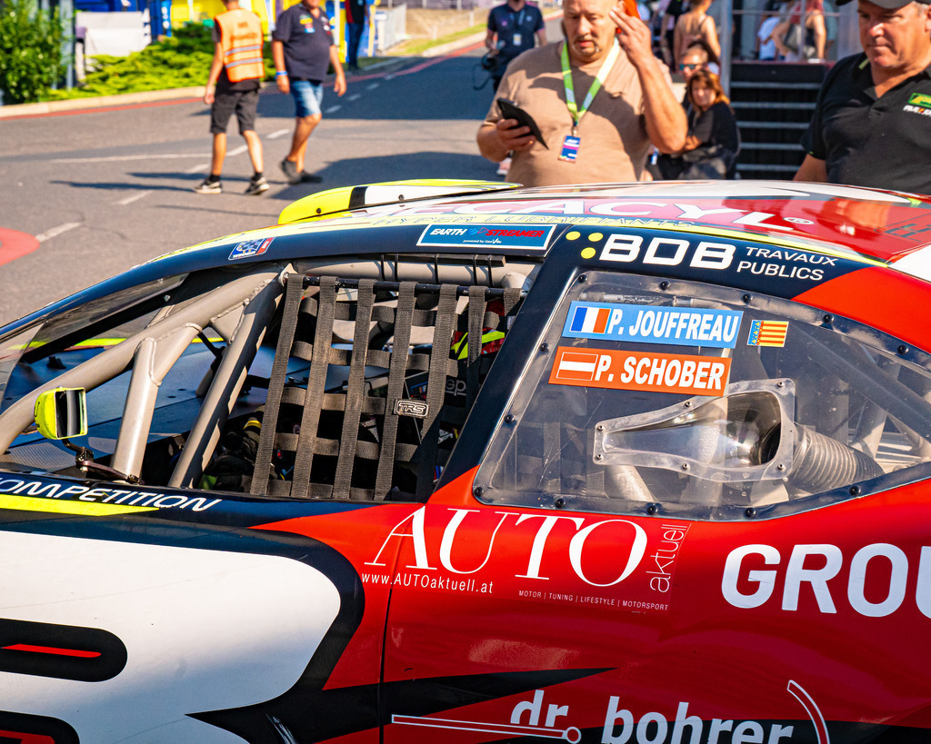 _DSC9044 | Exklusive Motorsport-Fotografie aus Leipzig von TXO Media – für Rennfahrer, Teams & Sponsoren. Sausemuth liefert starke Bilder, die Emotion zeigen. Jetzt buchen & glänzen! - Realisiert mit Pictrs.com