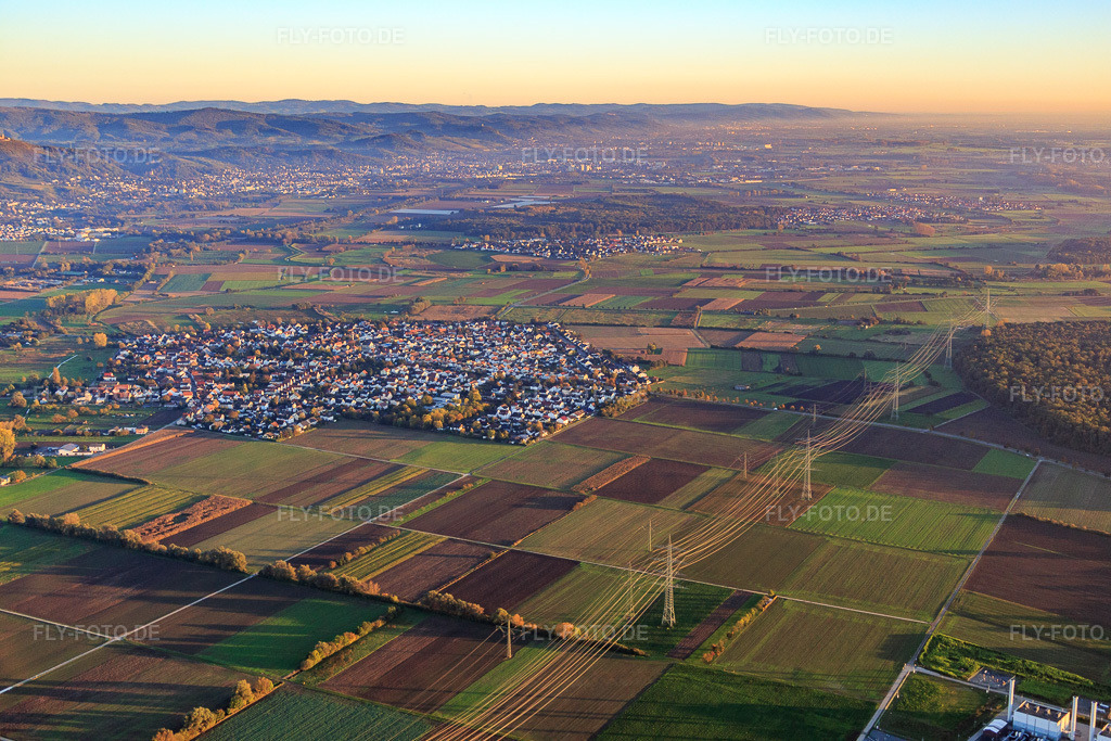 Luftbild: Ortsansicht aus Norden im Ortsteil Hähnlein in Alsbach-Hähnlein im Bundesland Hessen in Deutschland. Foto: IMG_075078.jpg vom 18.10.2014 durch Werner Riehm/FLY-FOTO.de