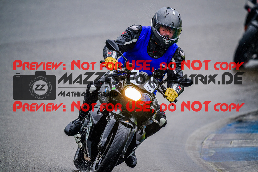 MaZZes_FotoMatrix_240521_6007705_4862 | INST