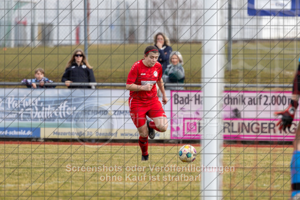 20250223_132024_0129 | #,1.FC Donzdorf (rot) vs. TSV Tettnang (schwarz), Fussball, Frauen-WFV-Pokal Achtelfinale, Saison 2024/2025, Rasenplatz Lautertal Stadion, Süßener Straße 16, 73072 Donzdorf, 23.02.2025 - 13:00 Uhr,Foto: PhotoPeet-Sportfotografie/Peter Harich