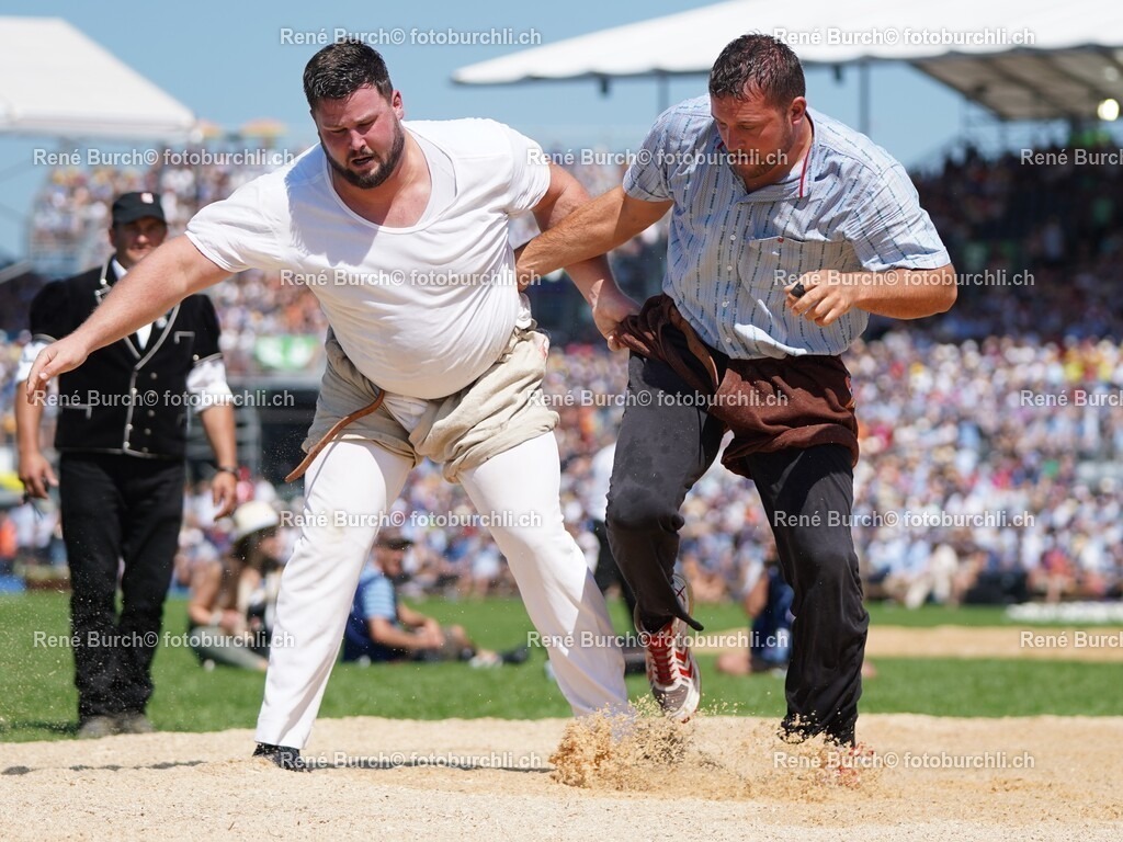 170 | René Burch leidenschaftlicher Fotograf aus Kerns in Obwalden.  Hier finden sie Sport, Landschaft und Natur Fotografie.
 - Realisiert mit Pictrs.com