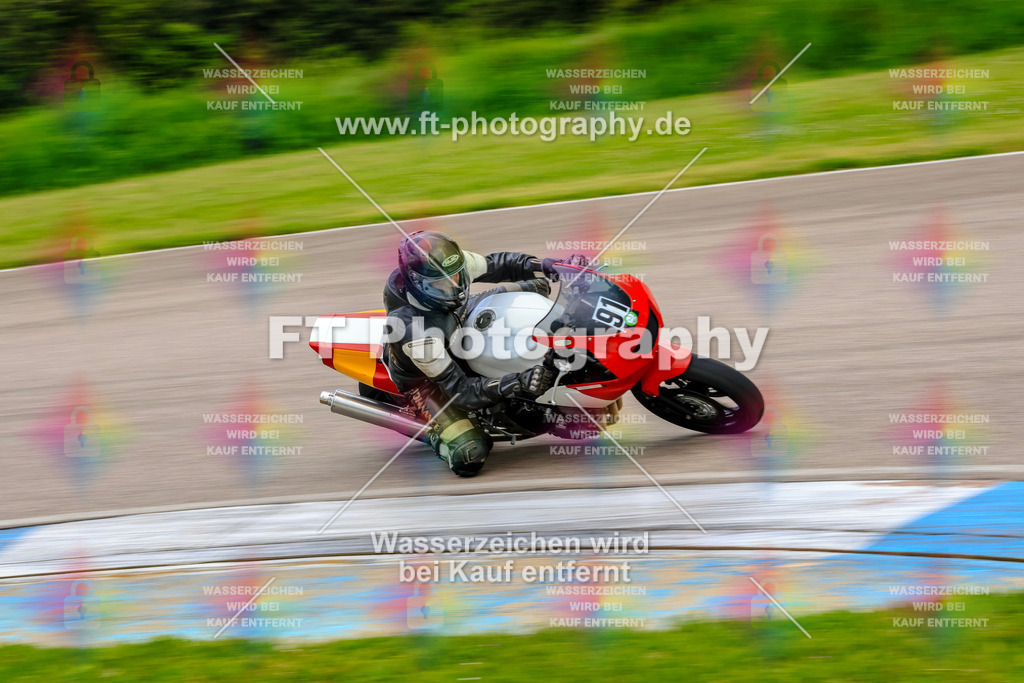 MotoTeam-9593 | Hier findet Ihr Bilder von Touristenfahrten auf der Nürburgring Nordschleife oder von anderen Veranstaltungen die ich besucht habe. Viel Spass beim Durch Schauen 