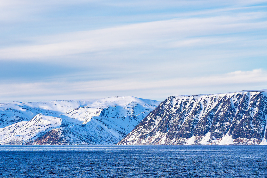 Berge und Felsen im Winter nahe Hammerfest in Norwegen | Berge und Felsen im Winter nahe Hammerfest in Norwegen.