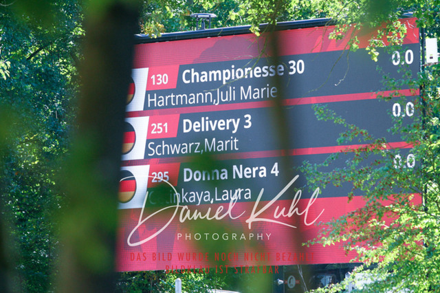 DKP41768 | Turniersportfotografie; Pferdefotografie; Dressurfotografie