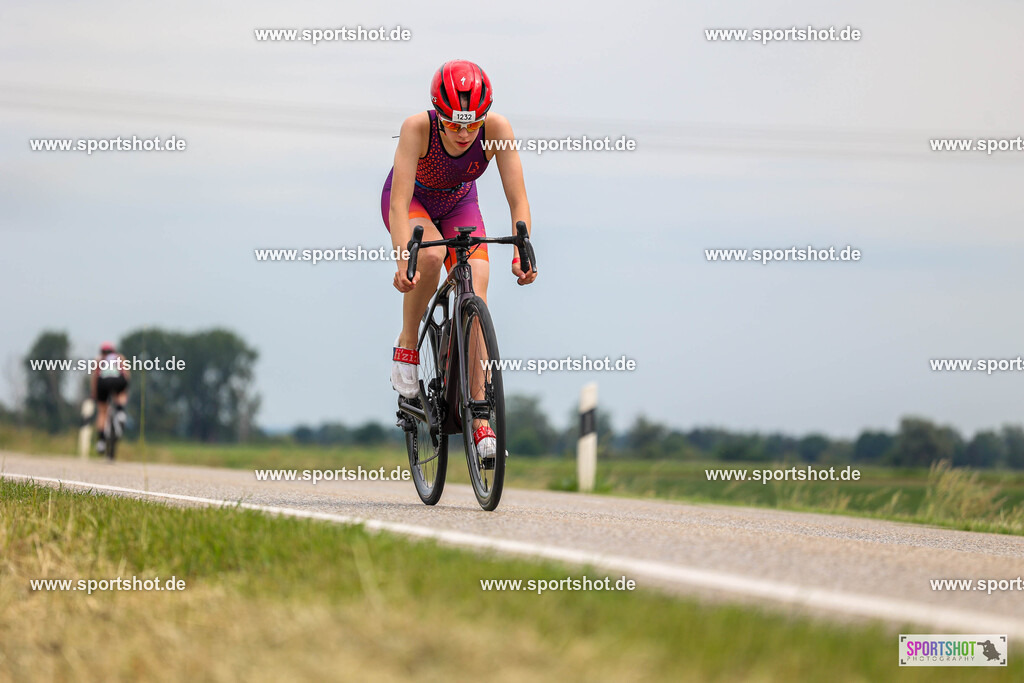 BR8A4856 | Stadttriathlon Erding 2025. #yourpictrs #sportshot_your_pictrs @Sportshotphotography #stadttriathlonerding Copyright: www.sportshot.de