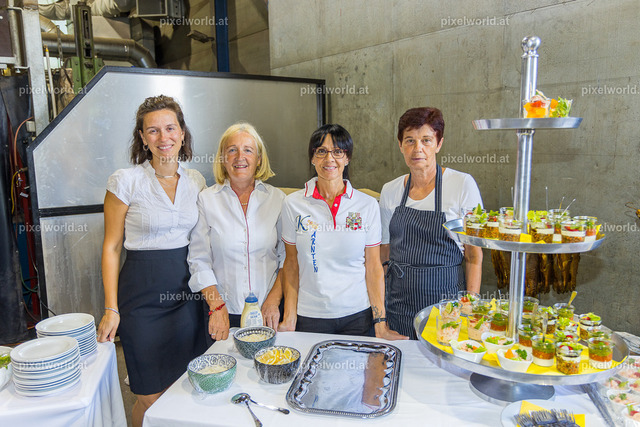 Verleihung des Kärntner Landeswappen an die Firma EFG | Bildershop von pixelworld.at - Realisiert mit Pictrs.com