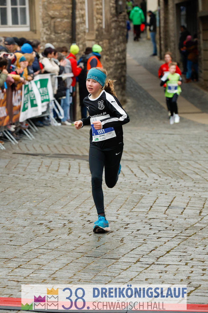 1700m Stadtwerke Jugendlauf | 3 Koenigslauf 2024 1700m Stadtwerke Jugendlauf - Realisiert mit Pictrs.com