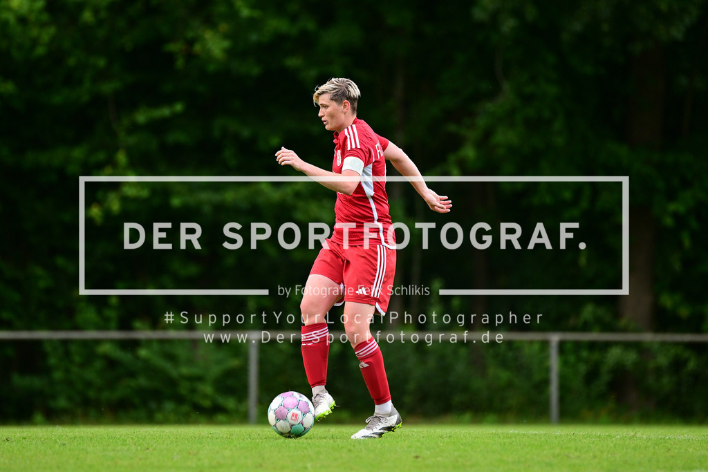 Fußball I Frauen I Saison 2025-2026 I Testspiel I FC Jesteburg-Bendestorf - VSV Hedendorf-Neukloster I 09067 | Der Sportfotograf. - Realized with Pictrs.com