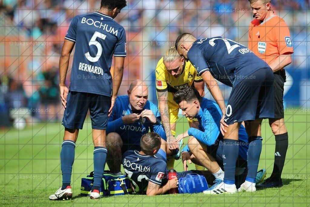 VfL Bochum - Borussia Dortmund 1:1 | Am 26. August 2023 kam der VfL Bochum in der 1. Bundesliga gegen Borussia Dortmund zu einem 1:1. - Realisiert mit Pictrs.com