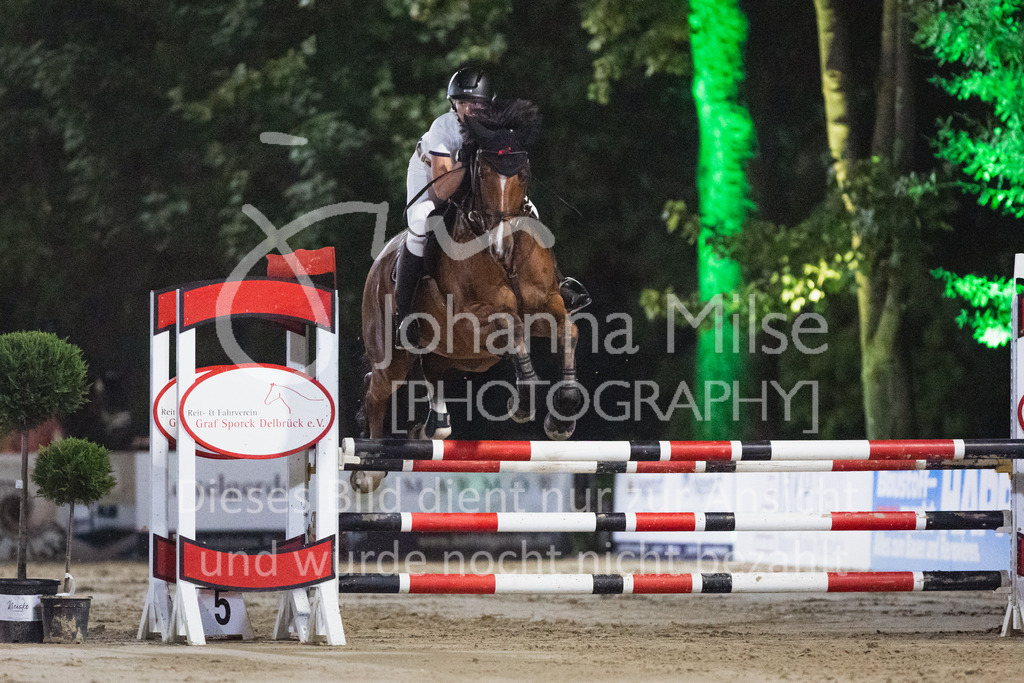 220825_Delbrueck_A1-Mannschaft-458 | Deine schönsten Turniermomente als professionelle Fotos! Entdecke hochwertige Pferdesport-Fotografie im Online-Shop. Jetzt Fotos finden & bestellen!