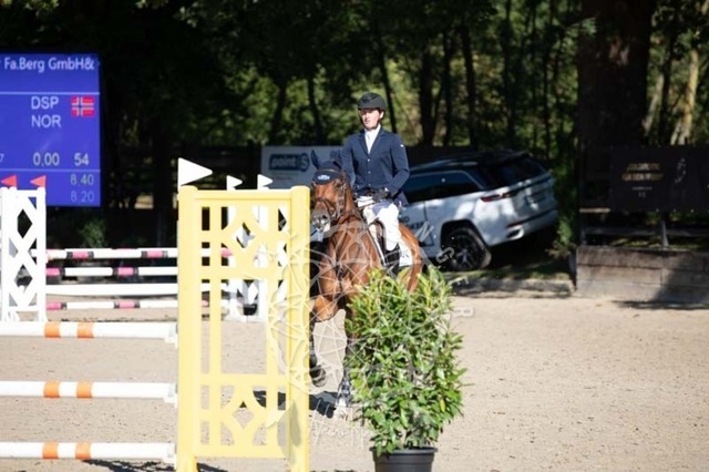 2B4A0260 | pixelfaenger - Realisiert mit Pictrs.com