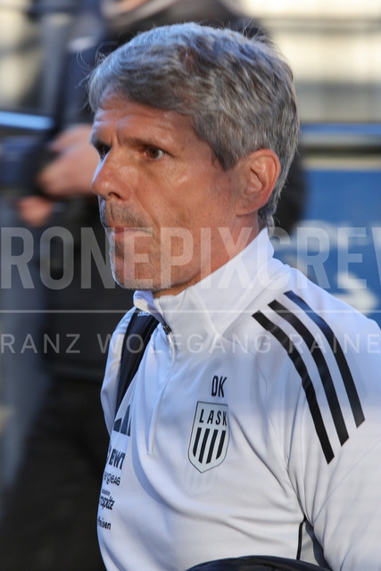 SK Puntigamer Sturm Graz vs LASK – Championship Group    | Graz, Austria, 22.Apr.26 - SOCCER - ADMIRAL Bundesliga, SK Puntigamer Sturm Graz vs LASK. The image shows Didi Kuehbauer (LASK) arrive at Graz.      
