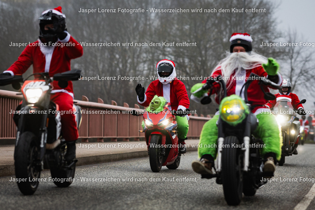X-Mas Ride I Kiel I 2025 | Jasper Lorenz Fotografie - Realisiert mit Pictrs.com
