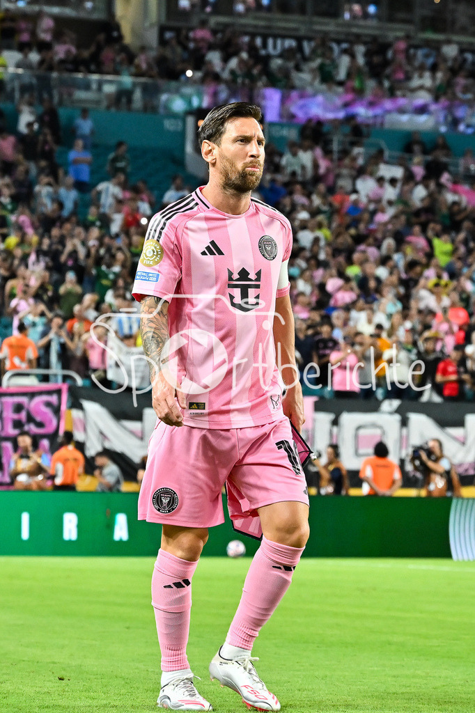 Inter Miami CF - Palmeiras Sao Paulo | im Bild Lionel MESSI (Inter Miami 10) / Einzelfoto / Freisteller / FIFA Club World Cup: Inter Miami CF - Palmeiras Sao Paulo, Hard Rock Stadium am 23.06.2025 / NOT FOR SALE IN USA