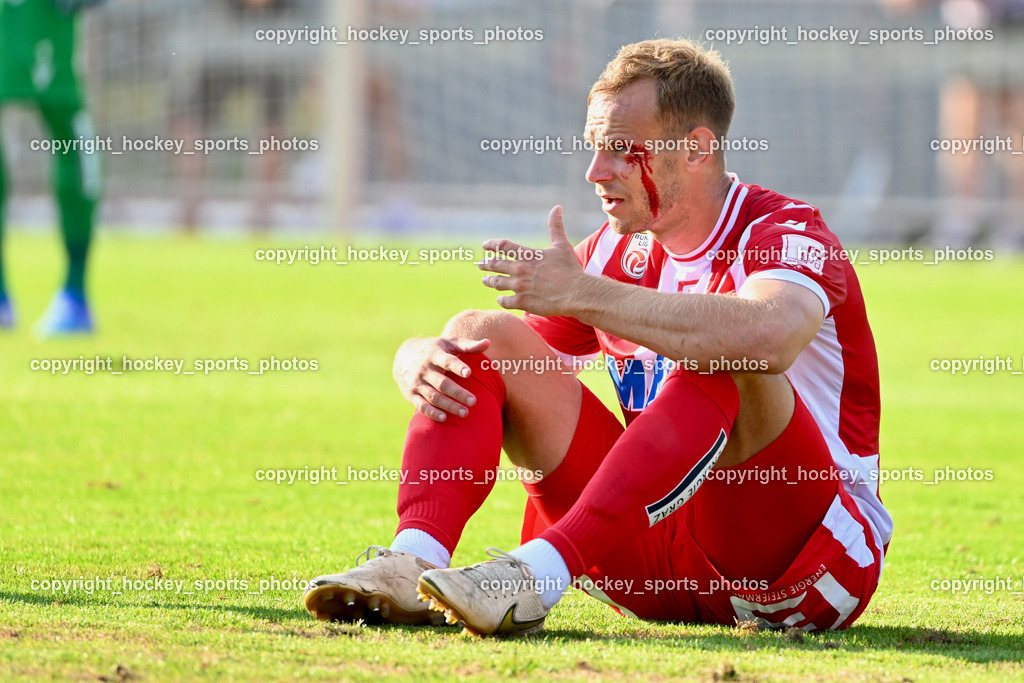 ATUS Velden vs. GAK | #4 Martin Kreuzriegler GAK, Blut, Cut, ATUS Velden vs. GAK, ATUS Velden vs. GAK am 26.07.2024 in Villach (Stadion Lind), Austria, (Photo by Bernd Stefan)