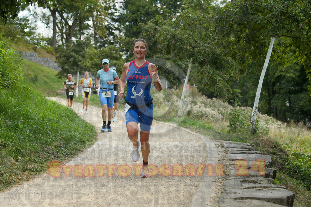 250824_1404_EX1_4866 | Sportfotografie im Rhein-Sieg Kreis, Köln, Bonn, NRW, Rheinland Pfalz, Hessen, etc. Unser Tätigkeitsfeld umfasst den Laufsport vom Volkslauf über den Marathon, Duathlon, Triathon bis zum Ultralauf wie Kölnpfad Ultra oder Schindertrail.
