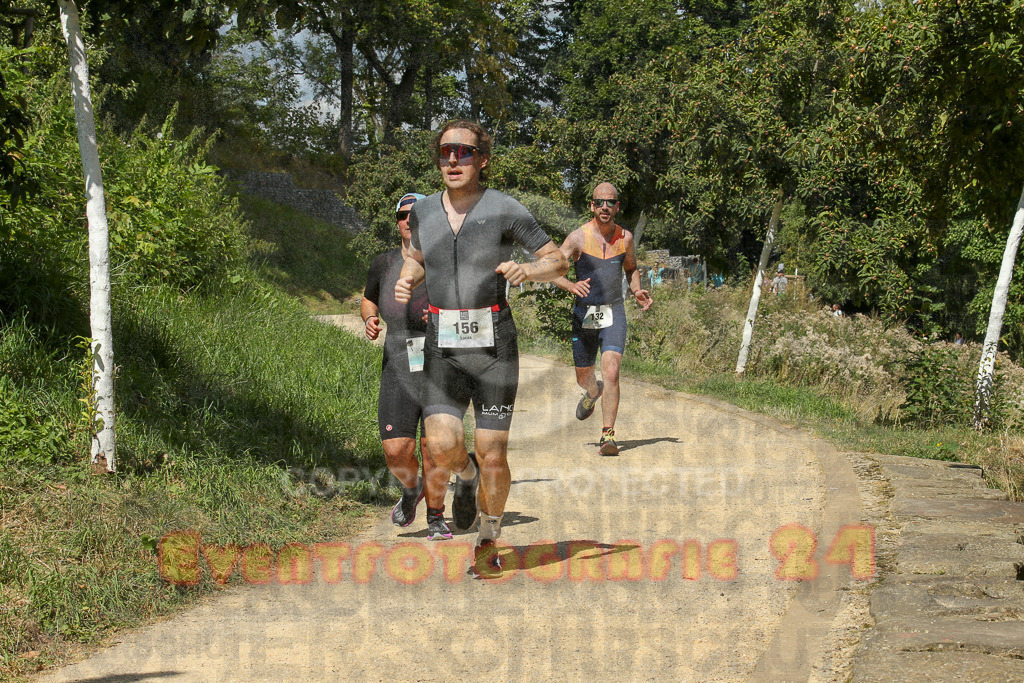 250824_1240_EX1_0182 | Sportfotografie im Rhein-Sieg Kreis, Köln, Bonn, NRW, Rheinland Pfalz, Hessen, etc. Unser Tätigkeitsfeld umfasst den Laufsport vom Volkslauf über den Marathon, Duathlon, Triathon bis zum Ultralauf wie Kölnpfad Ultra oder Schindertrail.