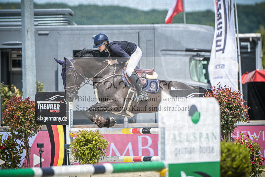 DOS_4292 | Entdecke hochwertige Reitturnierfotos von Foto Oger. Professionell, emotional und authentisch – jetzt Lieblingsmomente im Shop bestellen.Deutschlandweite Turnierfotografie. - Realisiert mit Pictrs.com