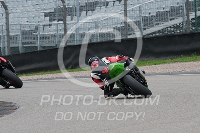 2023_09_18_PBK_14166 | Sportfotografie; SlowMotion; Video; Rennstrecke; Hafeneger; Speer; Racing; RSE; BMW; CBO; Trackday; Motorsportarena; Hockenheimring; Brno; Most; Barcelona; Valencia