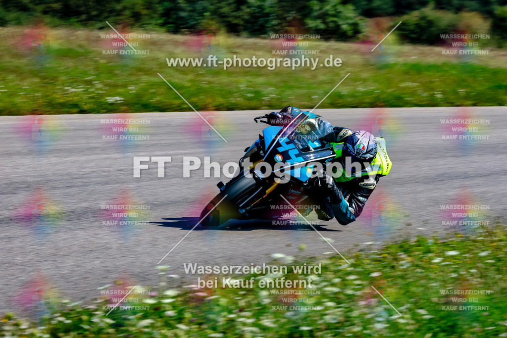 044-4111 | Hier findet Ihr Bilder von Touristenfahrten auf der Nürburgring Nordschleife oder von anderen Veranstaltungen die ich besucht habe. Viel Spass beim Durch Schauen 