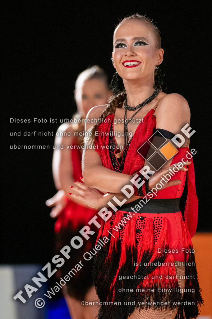 20250504-01460 | Hier finden Sie Tanz Bilder vom Latein und Standard Formationen tanzen. Sportbilder vom Tanzsport. Schöne Fotos und von Weltmeisterschaft, Europameisterschaft, Bundesliga, Regionalliga, Oberliga und Landesliga sowie von GOC Stuttgart, DanceComp, WM Bremen