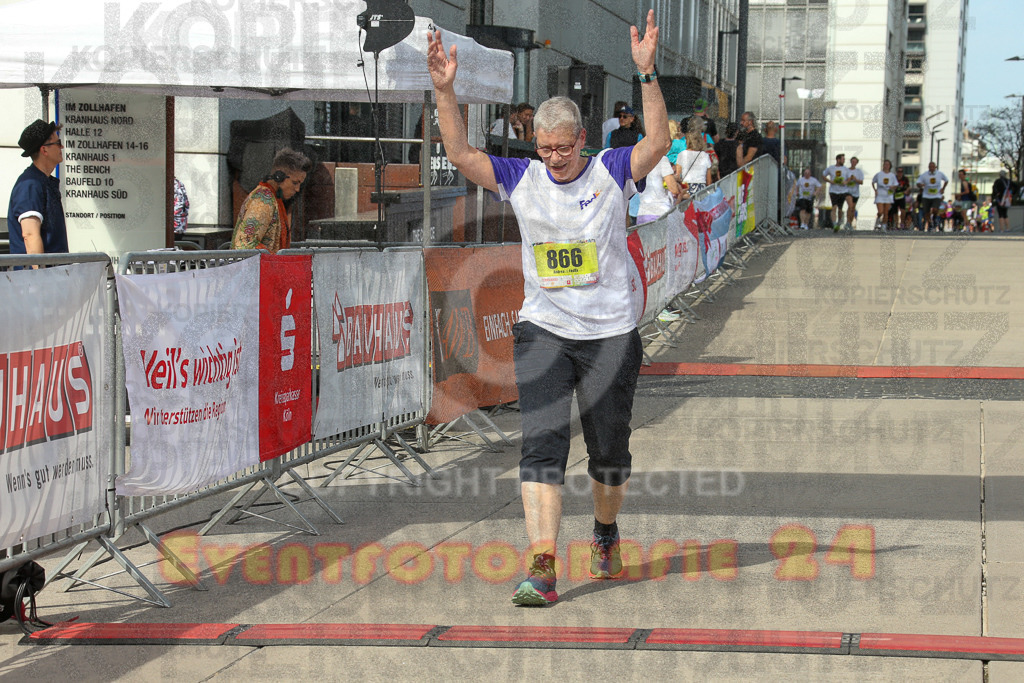 250920_1348_EX1_6748 | Sportfotografie im Rhein-Sieg Kreis, Köln, Bonn, NRW, Rheinland Pfalz, Hessen, etc. Unser Tätigkeitsfeld umfasst den Laufsport vom Volkslauf über den Marathon, Duathlon, Triathon bis zum Ultralauf wie Kölnpfad Ultra oder Schindertrail.