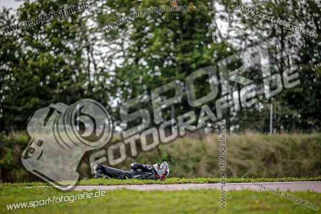 pubi7877 | Professionelle Fotos von Sportveranstaltungen, aber auch Hochzeiten und anderen Events. - Realisiert mit Pictrs.com