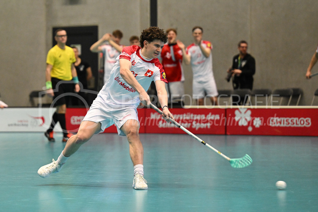 Switzerland B U19 vs Switzerland U19 - 4. February 2024 | Switzerland B U19 vs Switzerland U19
U19 Men International Matches in Switzerland
GoEasy Arena, Siggenthal Station
Switzerland defender #21 Florin Fehr.
Credit: Markus Aeschimann | <a href="https://www.markus-aeschimann.ch">Sportfotografie Markus Aeschimann</a> | <a href="https://www.instagram.com/sportfotografie.aeschimann">@sportfotografie.aeschimann</a> - Realisiert mit Pictrs.com