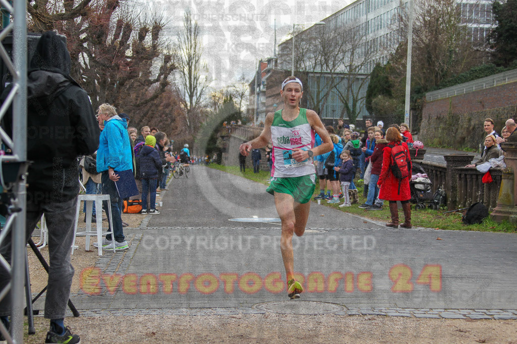 221231_1142_EV4_7502 | Sportfotografie im Rhein-Sieg Kreis, Köln, Bonn, NRW, Rheinland Pfalz, Hessen, etc. Unser Tätigkeitsfeld umfasst den Laufsport vom Volkslauf über den Marathon, Duathlon, Triathon bis zum Ultralauf wie Kölnpfad Ultra oder Schindertrail.