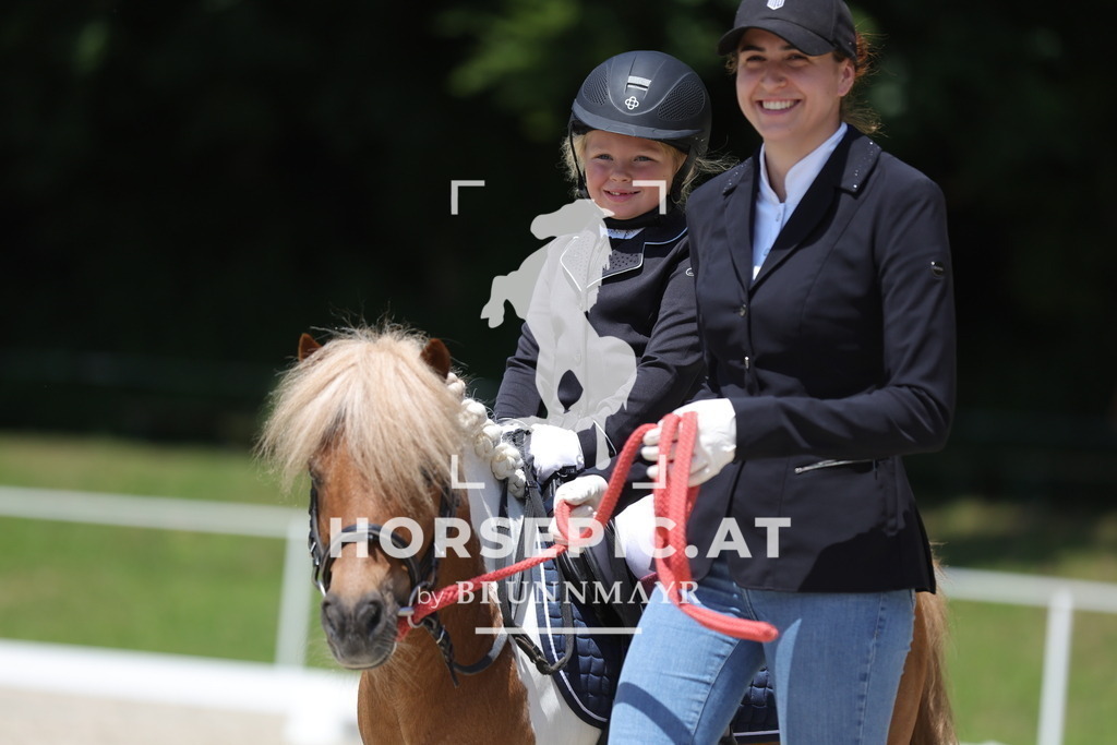 0P6A5826 | Willkommen bei Brunnmayr - Design & Fotografie – Ihrem Spezialisten für Reitturniere und Pferdeveranstaltungen in Oberösterreich, Salzburg und Bayern! Seit über 17 Jahren sind wir leidenschaftlich dabei.
