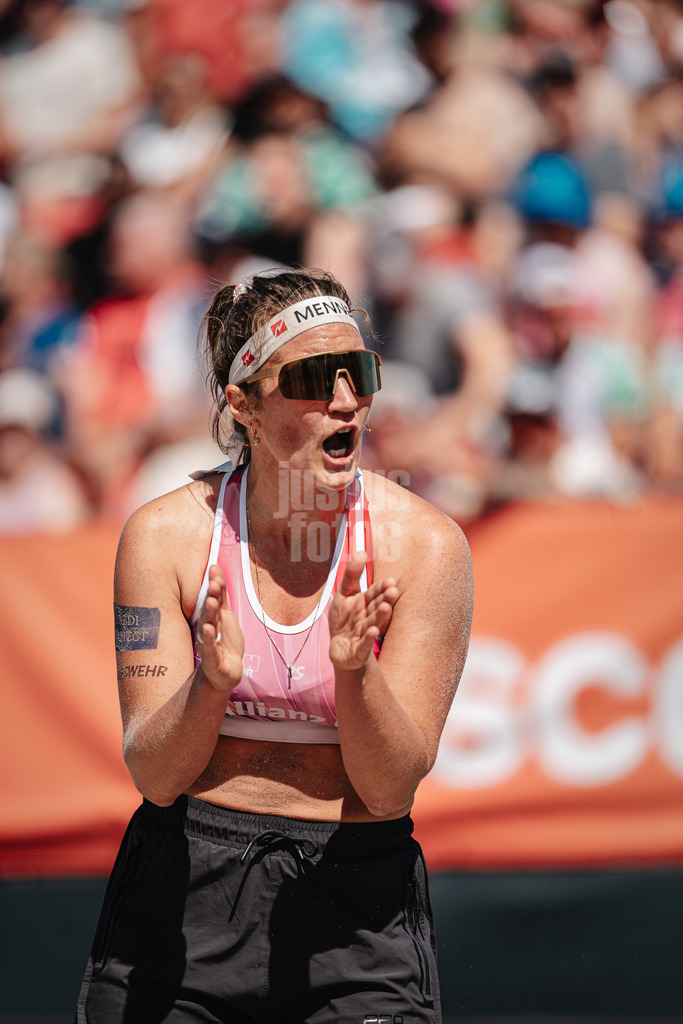 Beachvolleyball | Frauen | Allianz German Beach Tour 2024 | Tourstop Kühlungsborn | 11.08.2024 | Isabel Schneider feuert an