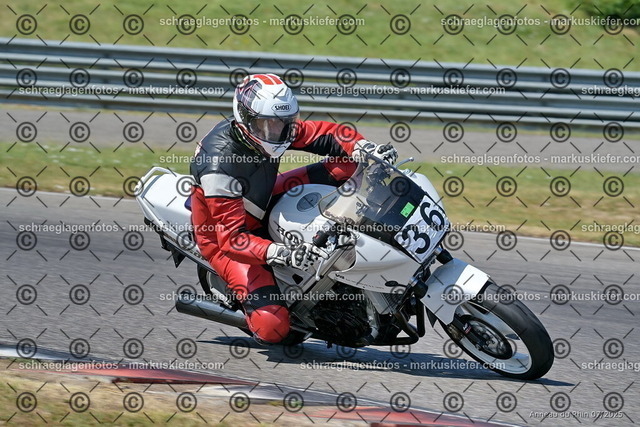 25bt04-0441 | markuskiefer.com - Realisiert mit Pictrs.com