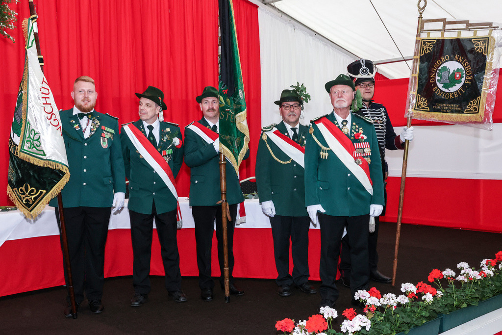 top-top.de 240531-104 | Foto, Video, Fotografie, Videografie, Fotobox, DJ, Discjockey, Musik, Musikbox, Veranstaltung, Photobooth, Amazon, Ebay, Buchtipp, Bestseller, Autor, Verlag, Buch, Wesel, Hamminkeln, NRW, Dinslaken, Rees, Drohne, Hochzeit, Party, Fotobox, Wesel, Fotograf