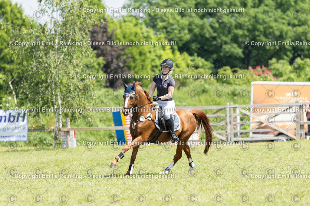 CL5A3741 | Emilia Reinking Fotografie - Realisiert mit Pictrs.com